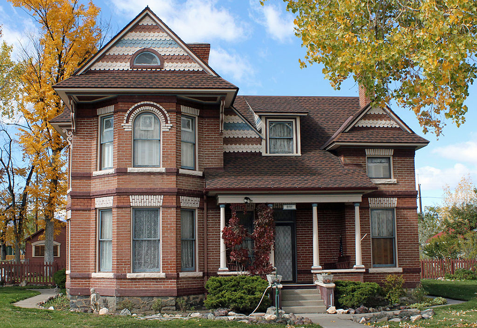 Alexander House