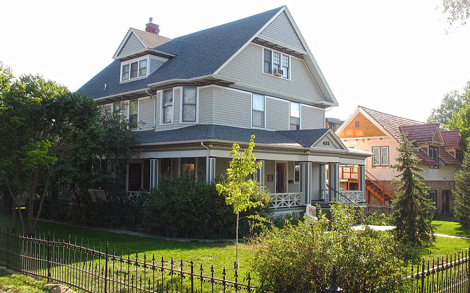 Mortom Mansion